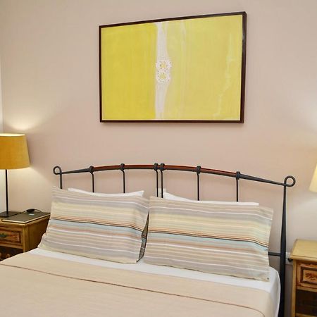 Troumpas Family Rooms & Apartments Leonídion Esterno foto