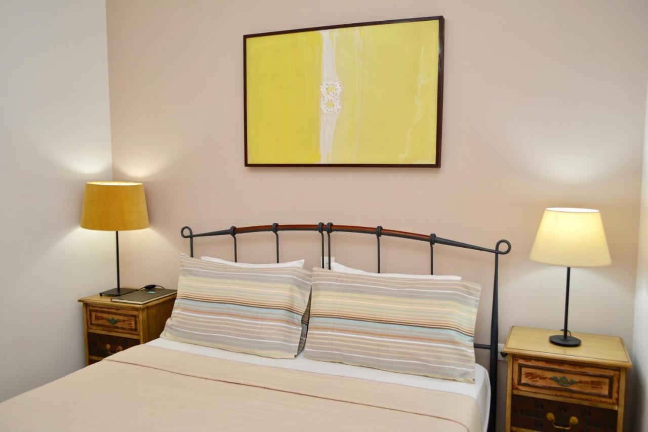 Troumpas Family Rooms & Apartments Leonídion Esterno foto